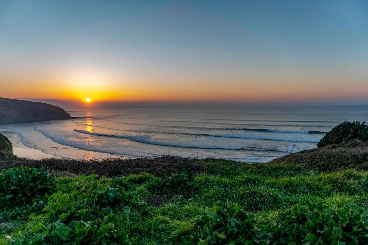 Moana Eco Surf House Hostel